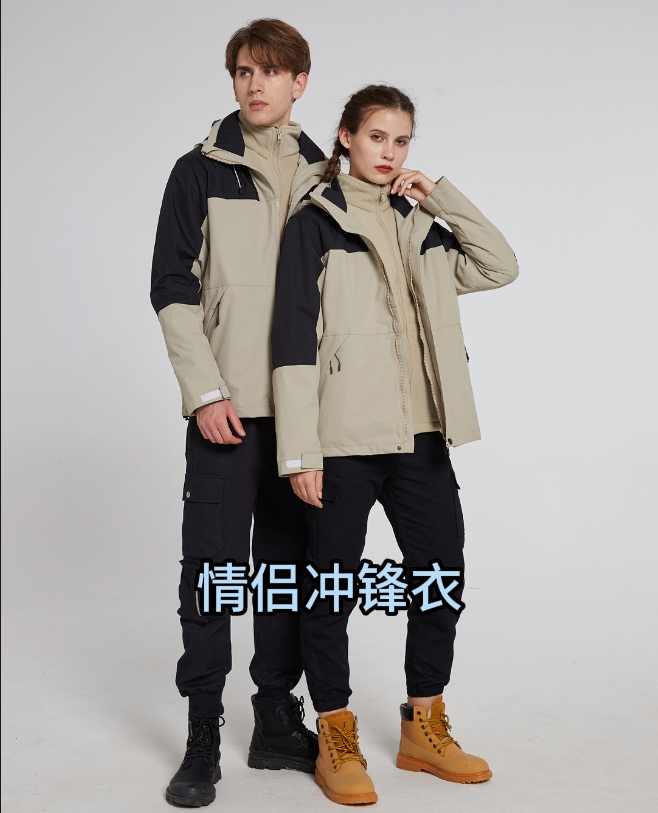 外衣：150D高彈春亞紡-100%聚酯纖維內(nèi)膽：300克雙面搖粒絨-100%聚酯纖維防水5000/透氣2000/防風(fēng)/保暖/三合一男女同款沖鋒衣登山服，奧特萊斯定制款防寒保暖情侶套裝沖鋒衣。